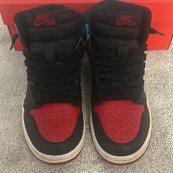 Nike Unc Chicago Jordan 1s hightops red, blue, and black - Picture 5 of 6